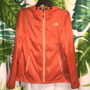 NEW Northface windbreaker